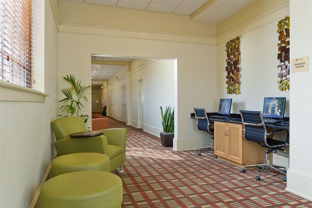 שרלוטסוויל The Cavalier Inn At The University Of Virginia מראה חיצוני תמונה